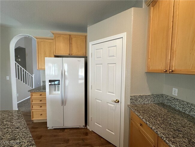 Building Photo - 11233 Playa Caribe Ave