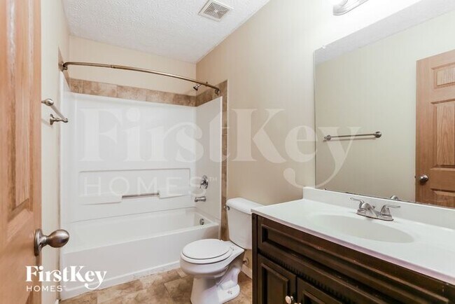 Building Photo - 3955 Rosette Dr