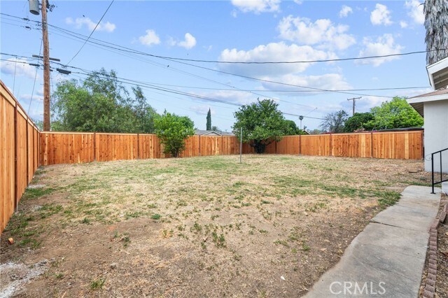 Building Photo - 8232 Malven Ave