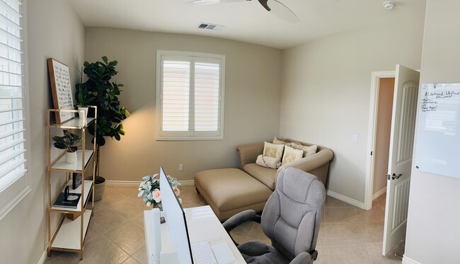 Building Photo - 45781 Ambara Ct