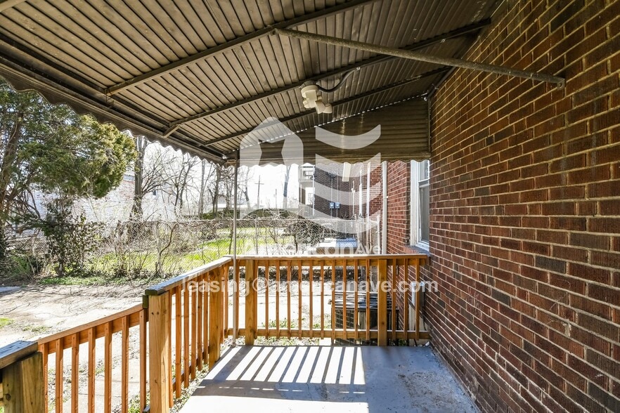 Building Photo - 3834 Missouri Ave