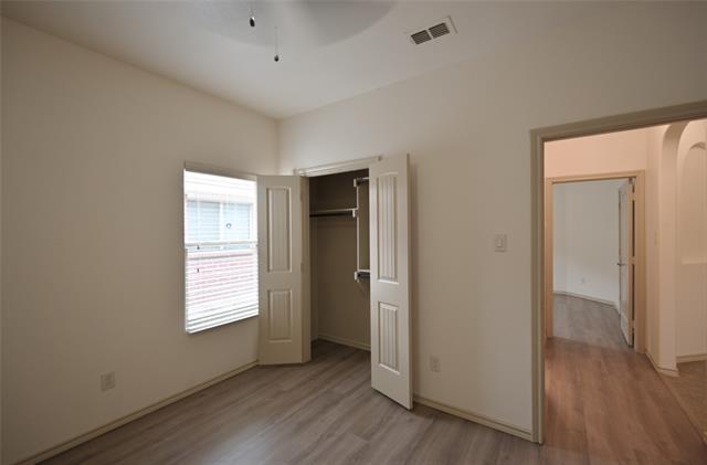 Building Photo - 2908 Bahar Dr