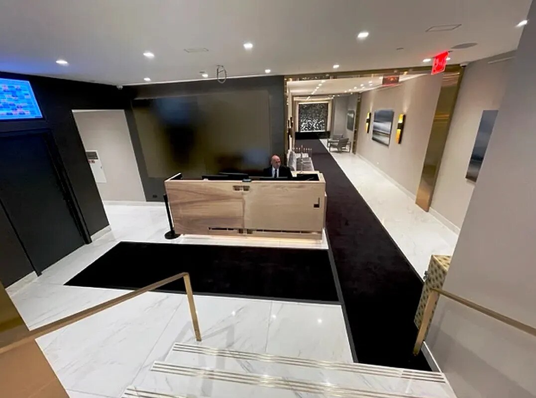 Building Photo - 150 W 51st St