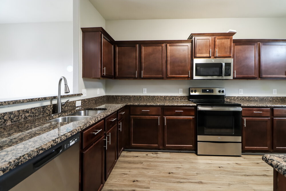Building Photo - 420 Sapphire Ln