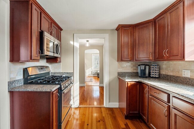 Building Photo - 55 Aborn Ave