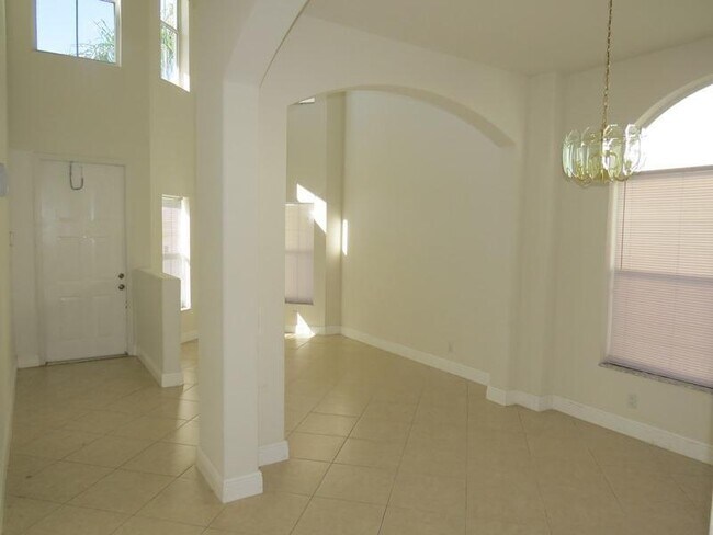 Building Photo - 5101 Prairie Dunes Village Cir