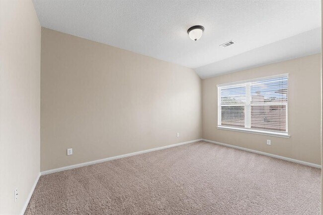 Building Photo - 406 Oak Stream Dr