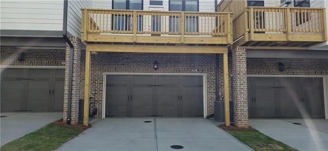 Building Photo - 4249 Millcroft Pl