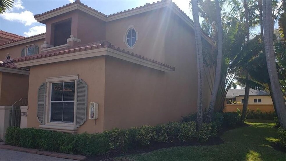 Building Photo - 4965 Leeward Ln