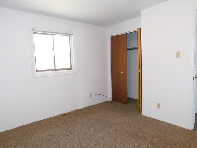 Building Photo - 2 Bedroom 1 Bathroom home located downtown Pagosa with views.