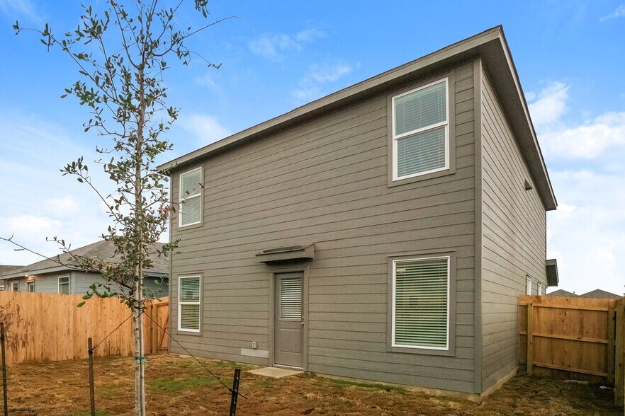 Building Photo - 2215 Burnet Rose