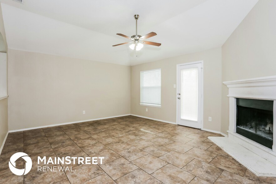 Building Photo - 1723 Katrina Ln