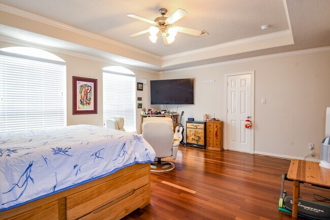 Building Photo - 7608 Janak Dr