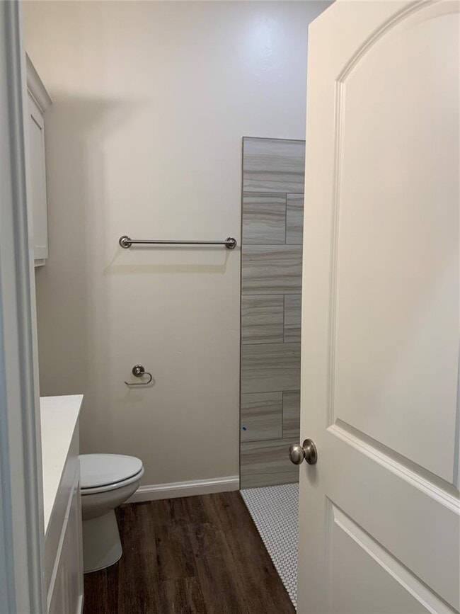 Building Photo - 3305 Enclave Pl