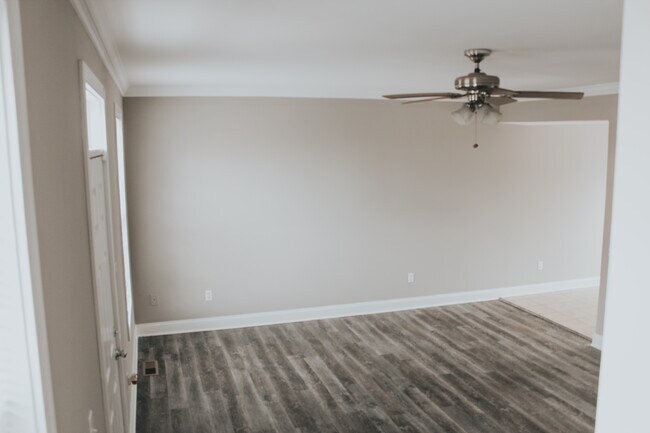 Living Room - 1153 Unity Dr