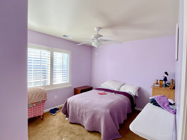 Building Photo - 3858 Northpark Pl