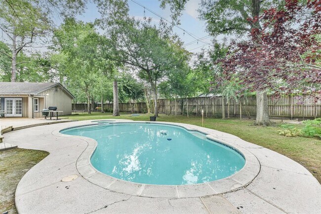 Building Photo - 12431 Broken Bough Dr