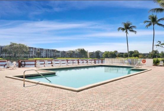 Building Photo - 1709 Whitehall Dr