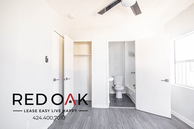 Building Photo - 1182 E 52nd St