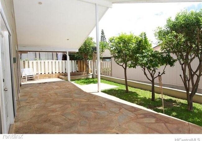 Building Photo - 3 br, 2 bath House - 92-1131 Makakilo