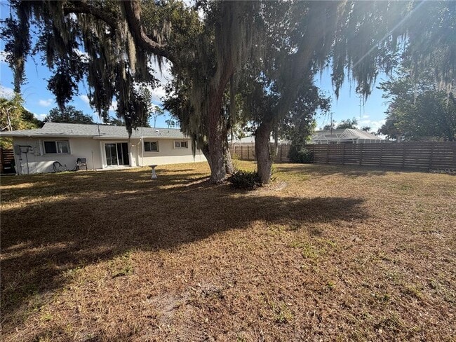 Building Photo - 1595 Adrian St