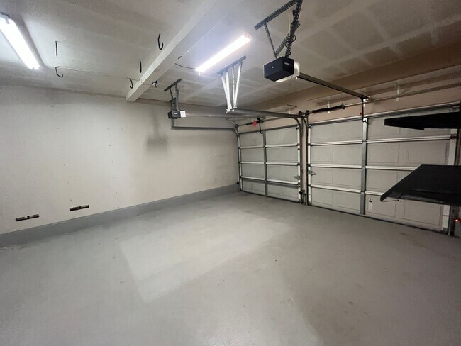Building Photo - Available for Rent NOW Home in Encinitas!