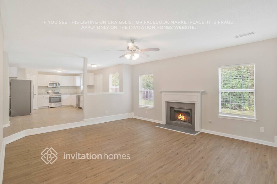 Building Photo - 2888 Chilhowee Dr