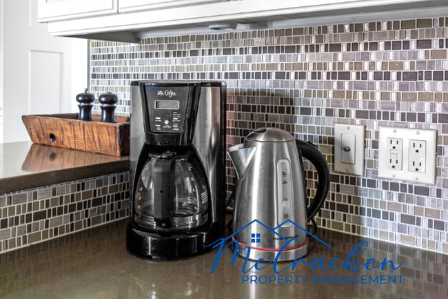 Building Photo - Fully furnished, pet-friendly, and available for mid-term stays with a 30-day minimum