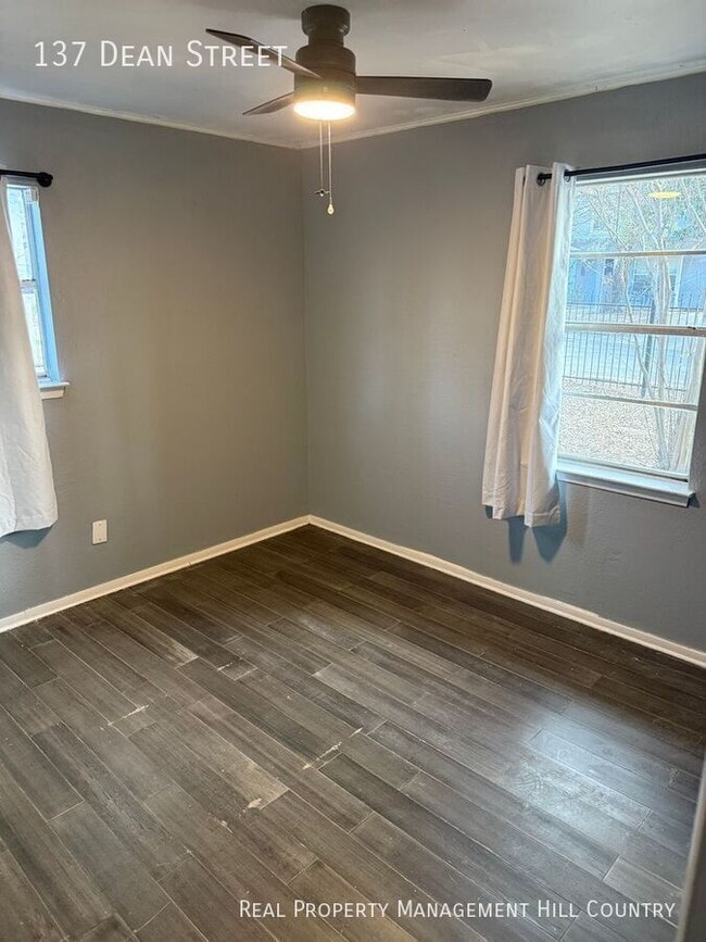 Building Photo - 137 Dean St