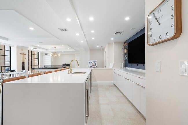 Building Photo - 233 S Federal Hwy