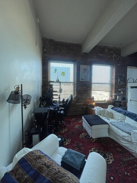 Building Photo - 70 Brookline Ave