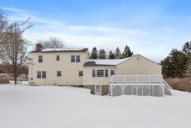 Building Photo - 20 Lovell St