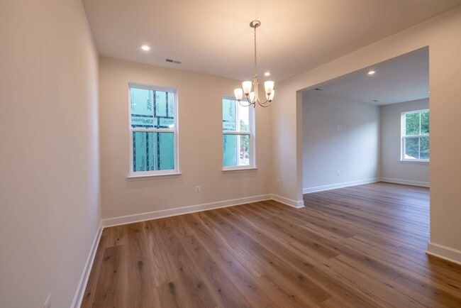 Building Photo - 11541 Chapman Ml Dr