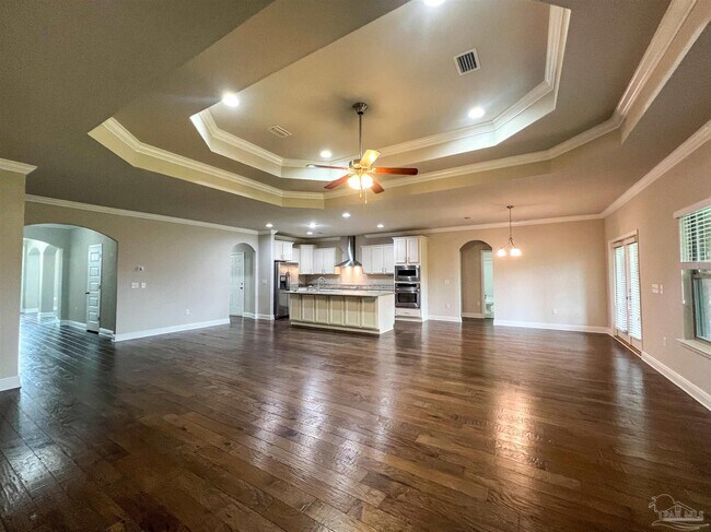 Building Photo - 9379 Pebble Stone Dr