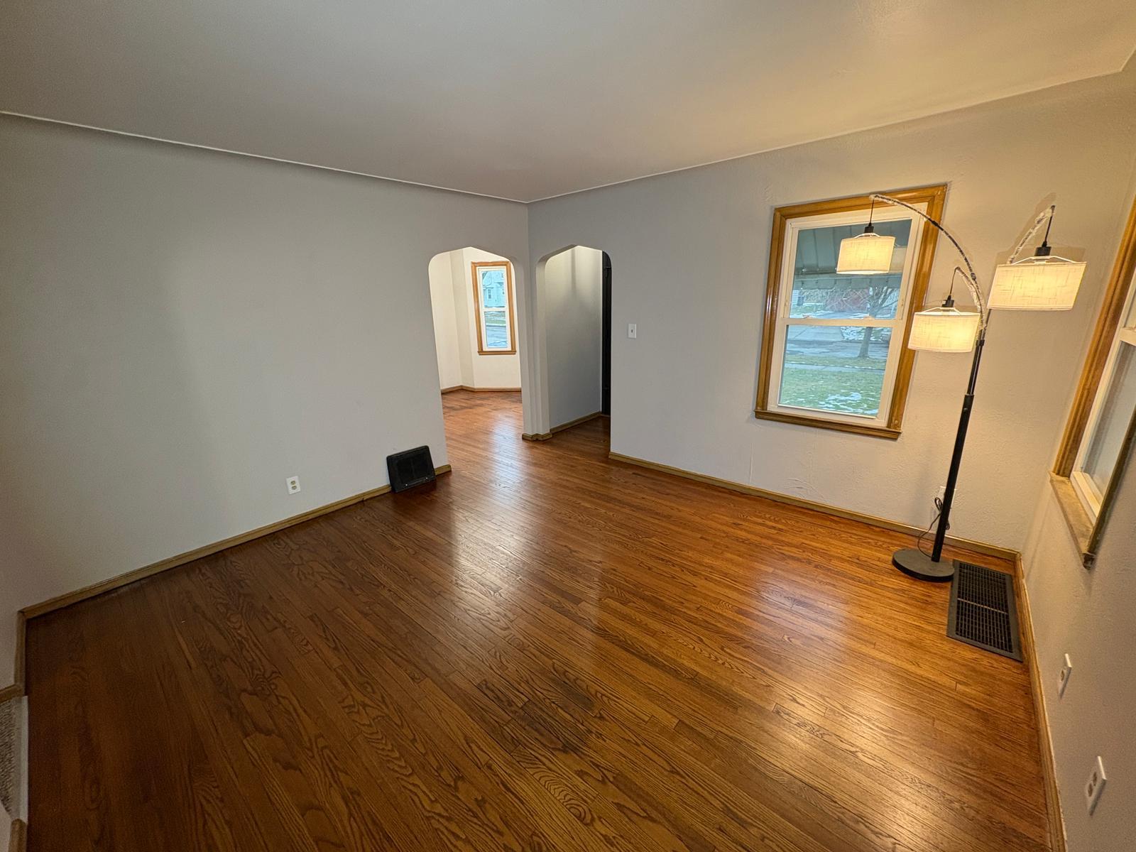 Building Photo - 218 W Capistrano Ave