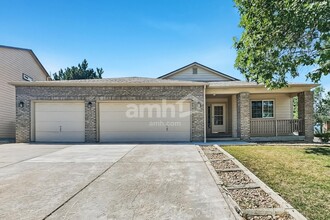 Building Photo - 18504 E Bethany Pl