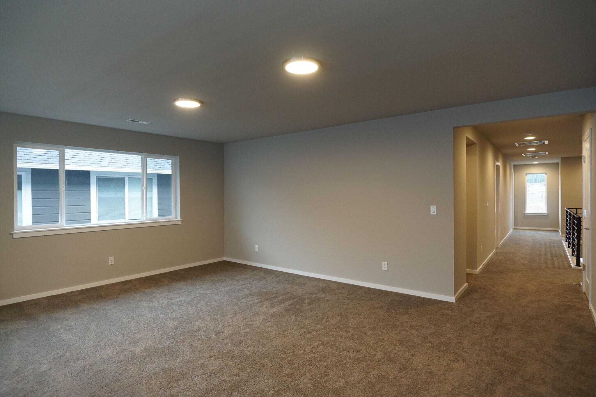 Building Photo - 23068 Alder Ln SE