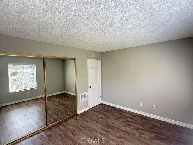 Building Photo - 23732 Hillhurst Dr