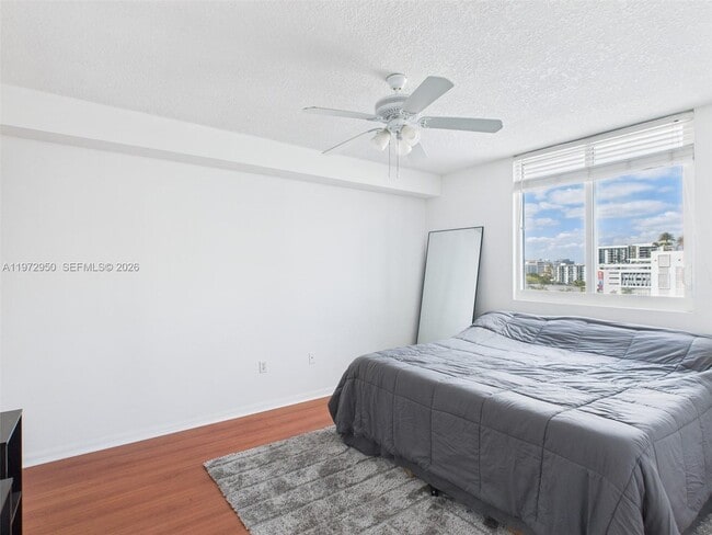 Building Photo - 275 NE 18th St