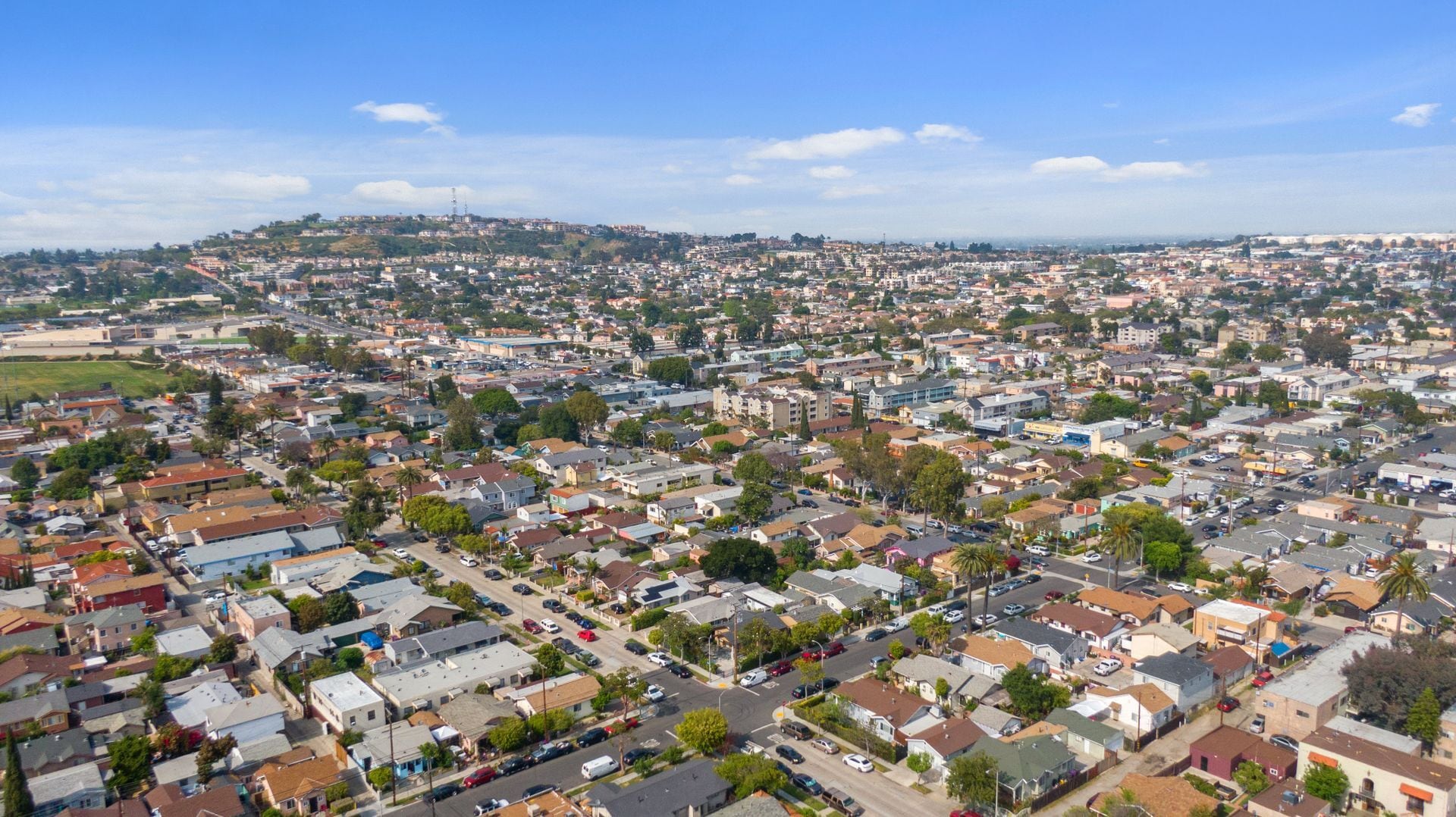 Building Photo - 1460 Gaviota Ave