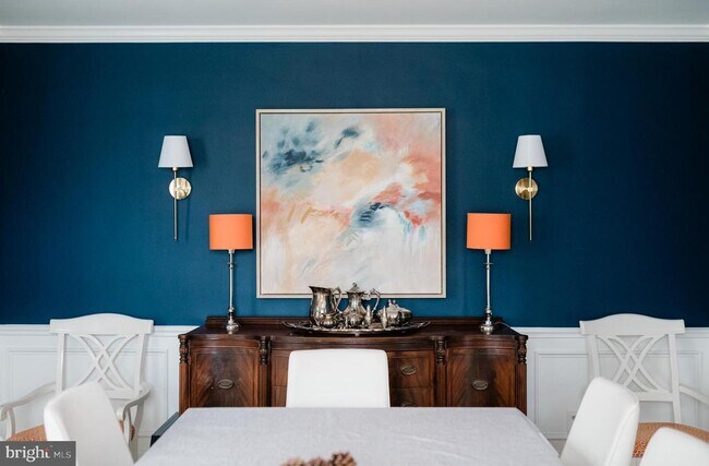 Building Photo - 2210 Boxmere Rd