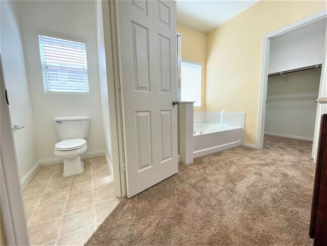 Building Photo - Enjoy mini park in your backyard! Single-story home in Aliante community