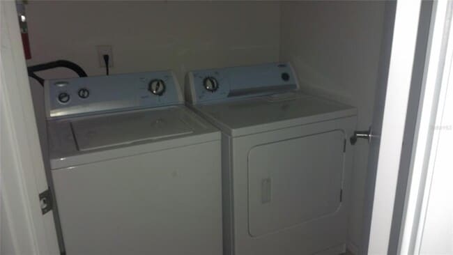 Building Photo - 2584 Grassy Point Dr