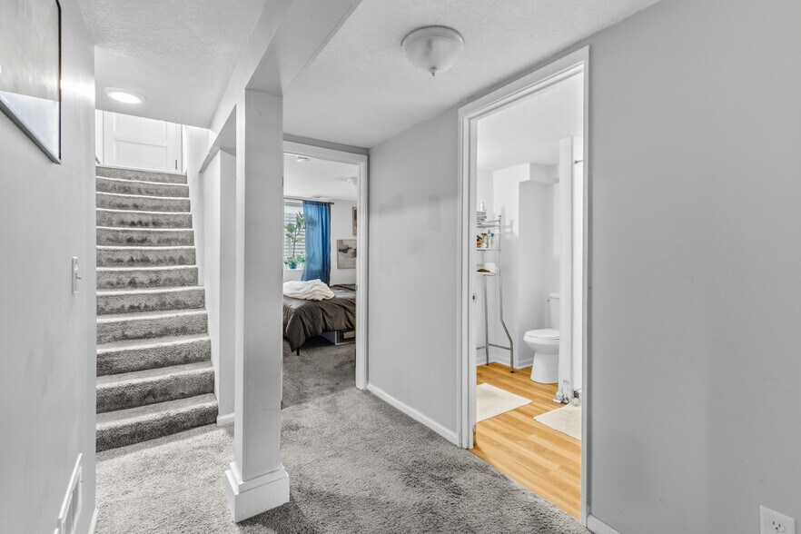 Building Photo - 2809 Brunswick Ave S