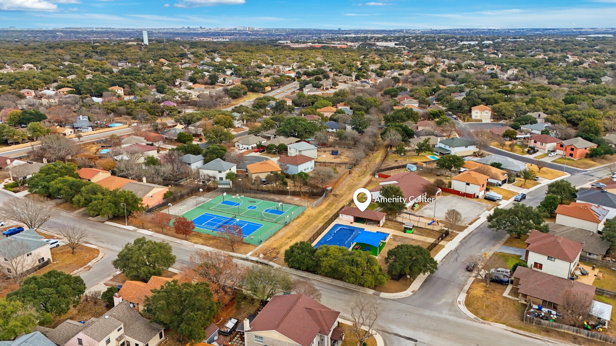 Building Photo - 9110 Roquefort