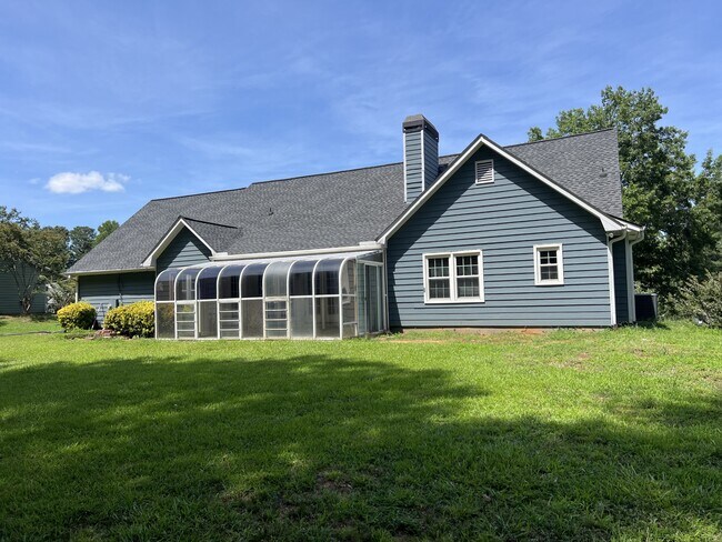 Building Photo - 1850 Ashton Brooke Ln