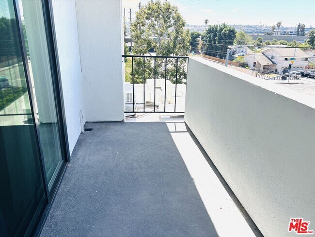 Building Photo - 5000 S Centinela Ave