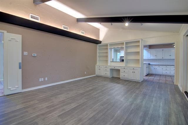 Building Photo - 3763 Vinecrest Dr