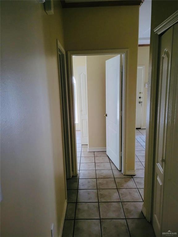 Building Photo - 603 Buena Vista Dr