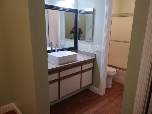 Building Photo - 10 Remington